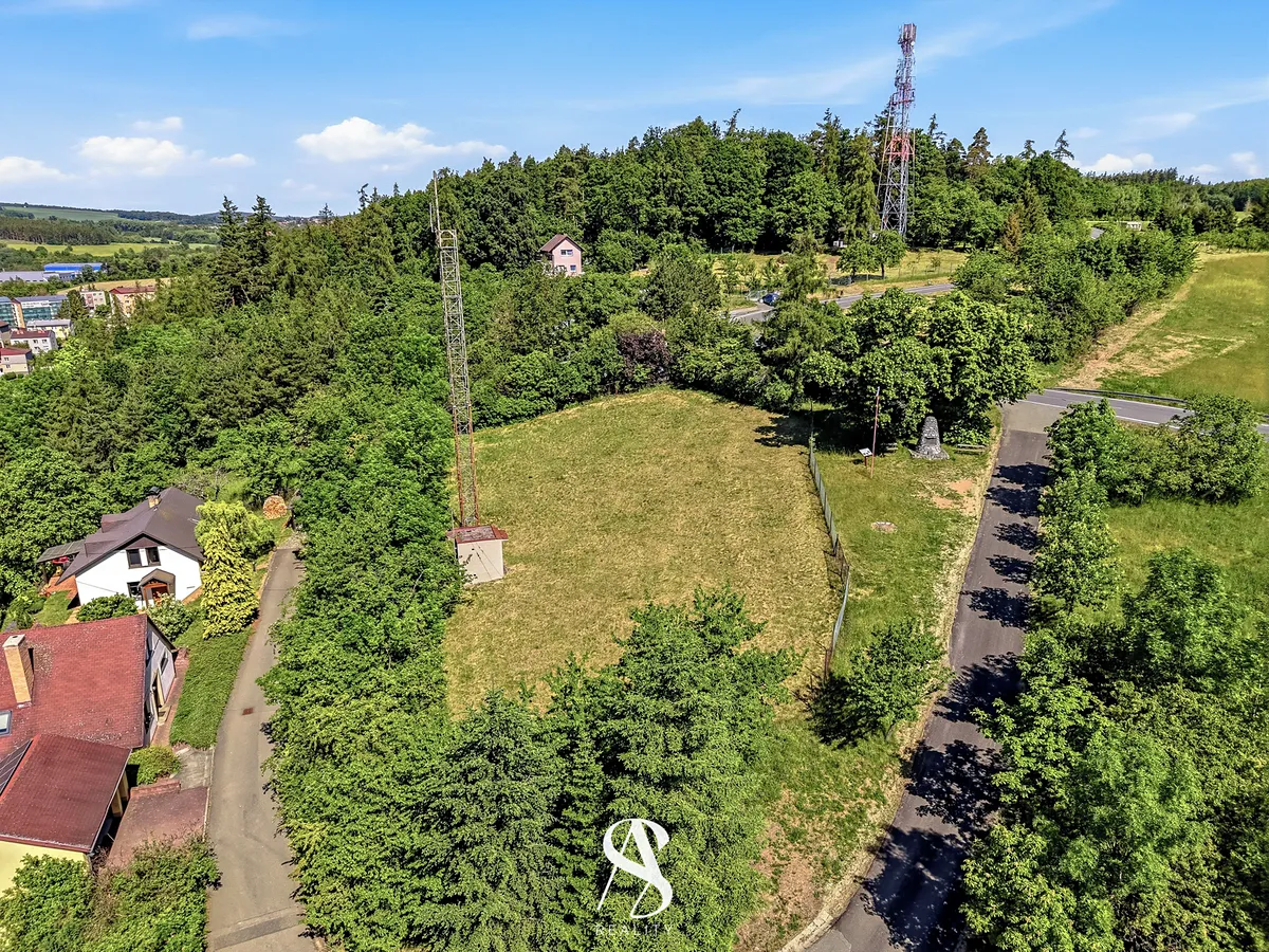 Prodej stavebního pozemku 1486 m²
