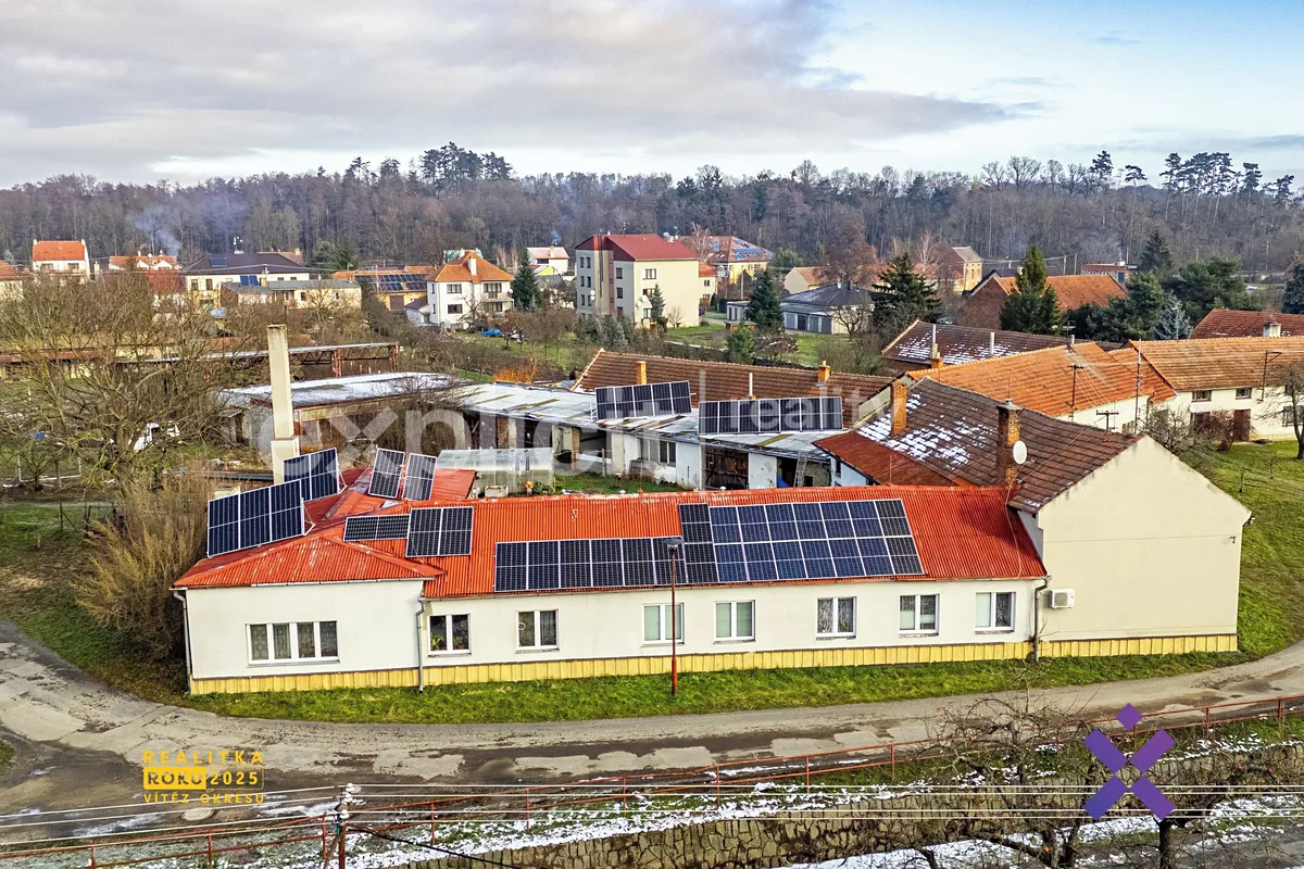 Prodej rodinného domu 250 m², pozemek 1361 m²