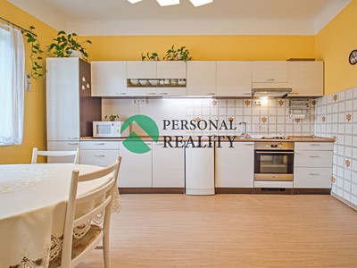 Будинок на продаж, 240 м² (3 з 34)