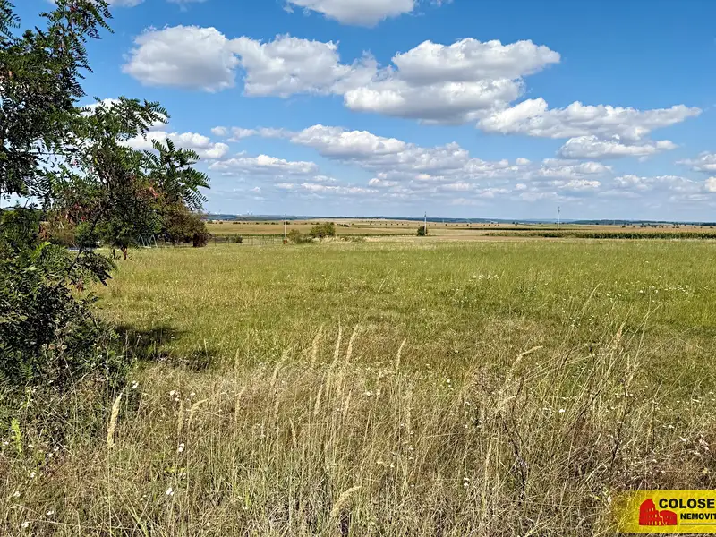 Prodej komerčního pozemku 22332 m², Znojmo – náhled fotky 2