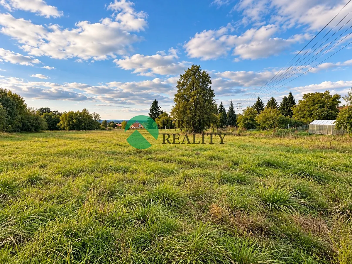 Prodej stavebního pozemku 1591 m²