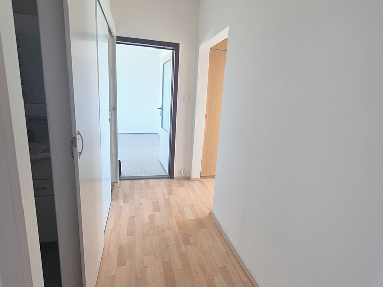 Квартира 3+1 на продаж, 67 м² (11 з 18)