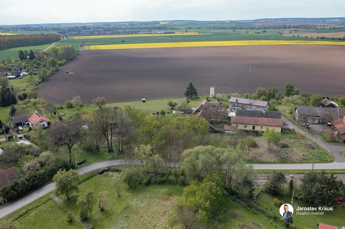 Prodej stavebního pozemku 1336 m²