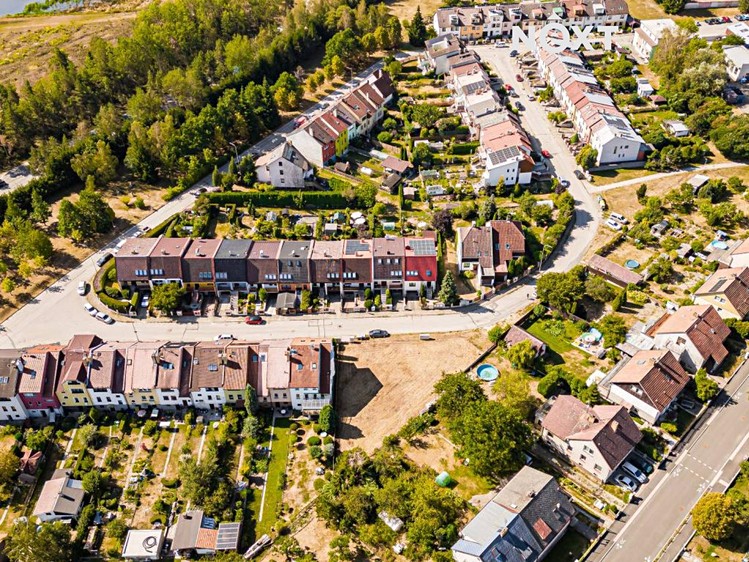 Prodej pozemku, 739 m² (9 z 17)