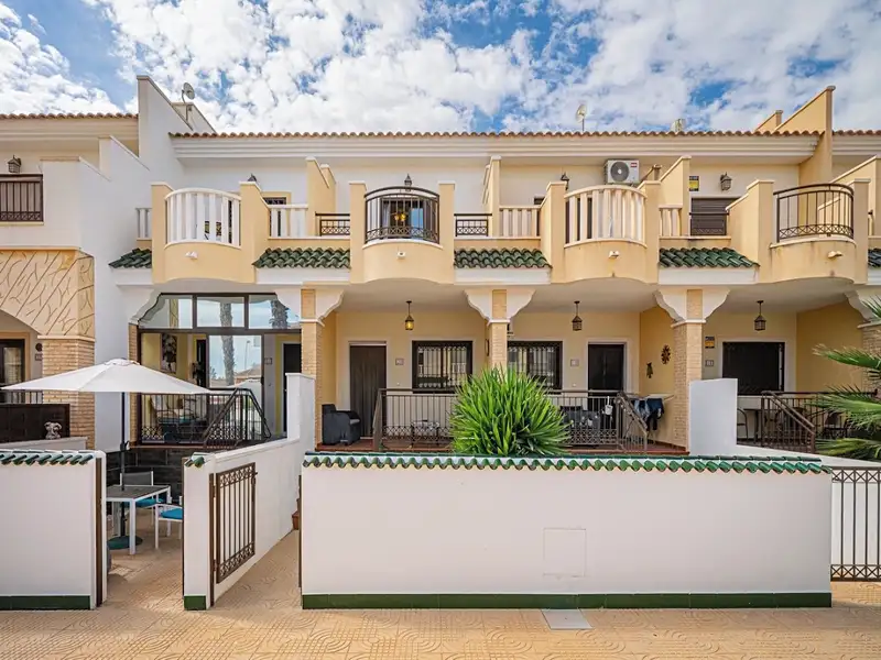 Prodej vily 81 m², pozemek 90 m², Urbanización Doña Pepa – náhled fotky 3