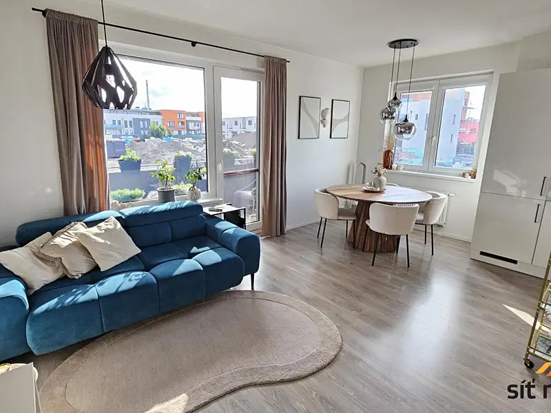 Prodej bytu 3+kk 80 m², Praha – náhled fotky 2