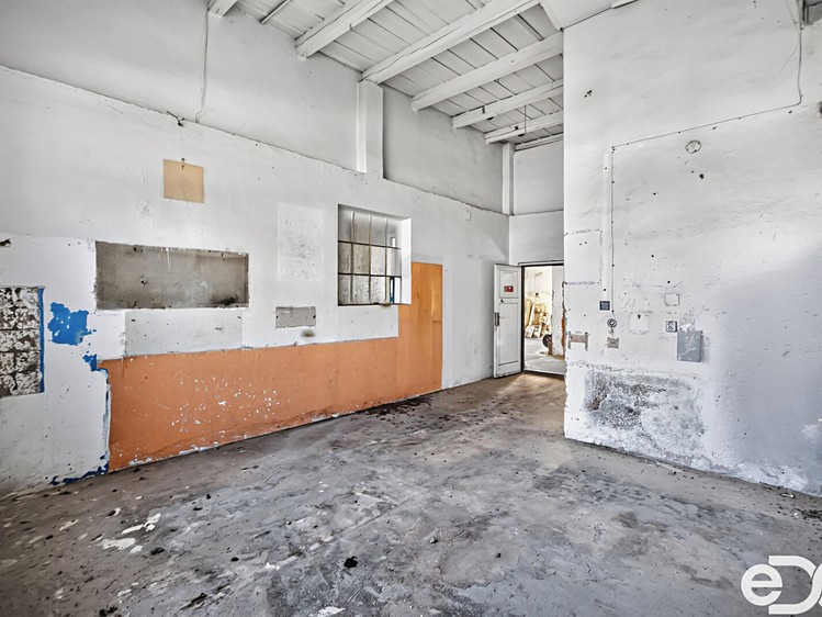 Комерційне приміщення на продаж, 2 000 м² (14 з 51)