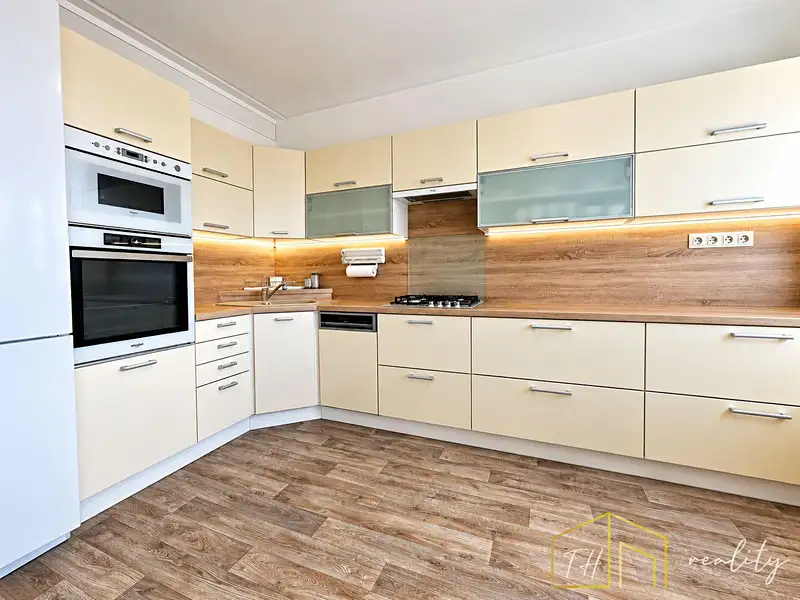 Prodej bytu 3+kk 62 m², Most – náhled fotky 1