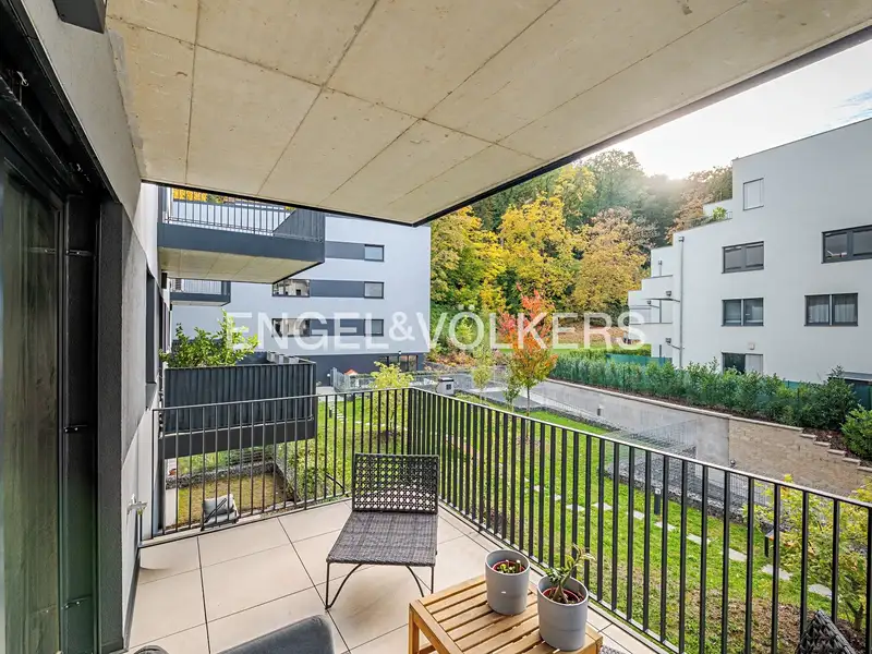 Pronájem bytu 2+kk 56 m², Praha – náhled fotky 3