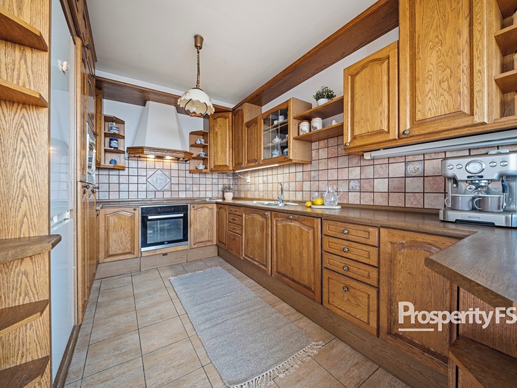 Wohnung 4+kk zum Kauf, 154 m² (4 von 24)