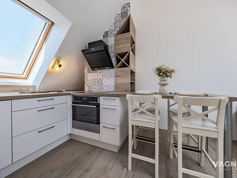 Prodej bytu 3+kk 89 m², Jičín – náhled fotky 3