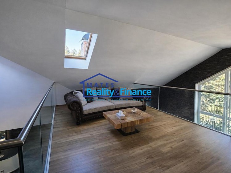 Prodej domu, 480 m² (15 z 17)