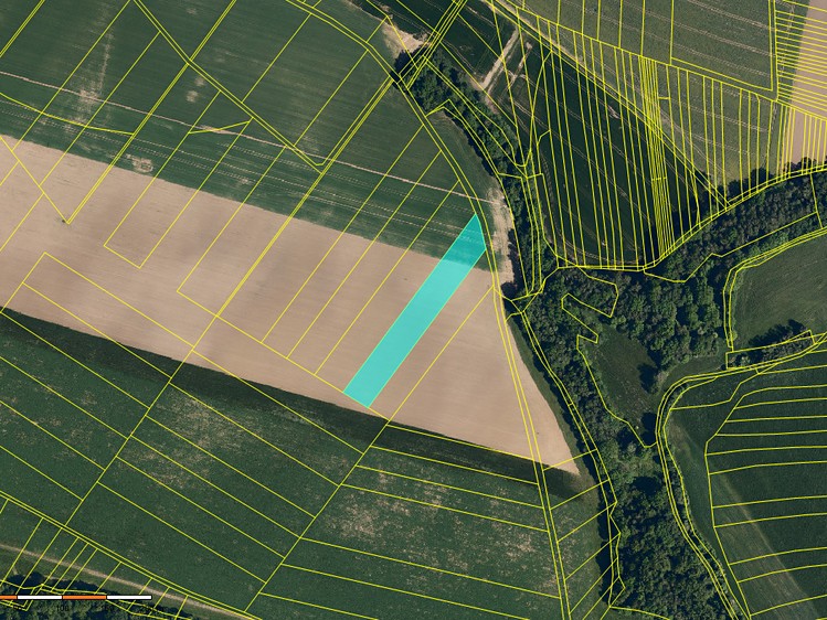 Grundstück zum Kauf, 7.759 m² (2 von 3)