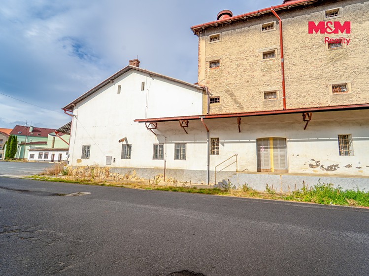 Комерційне приміщення на продаж, 5 000 м² (29 з 30)