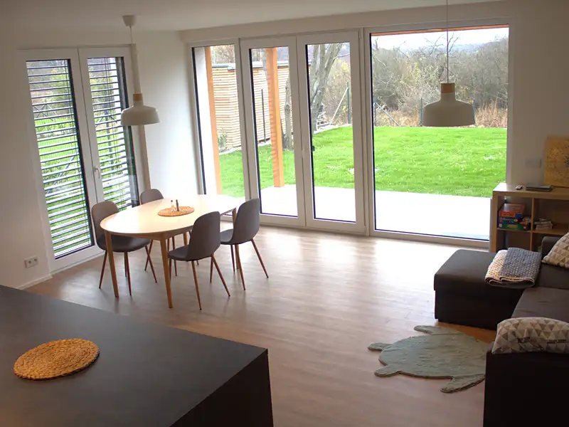 Pronájem vily 150 m², pozemek 356 m², Beroun – náhled fotky 3