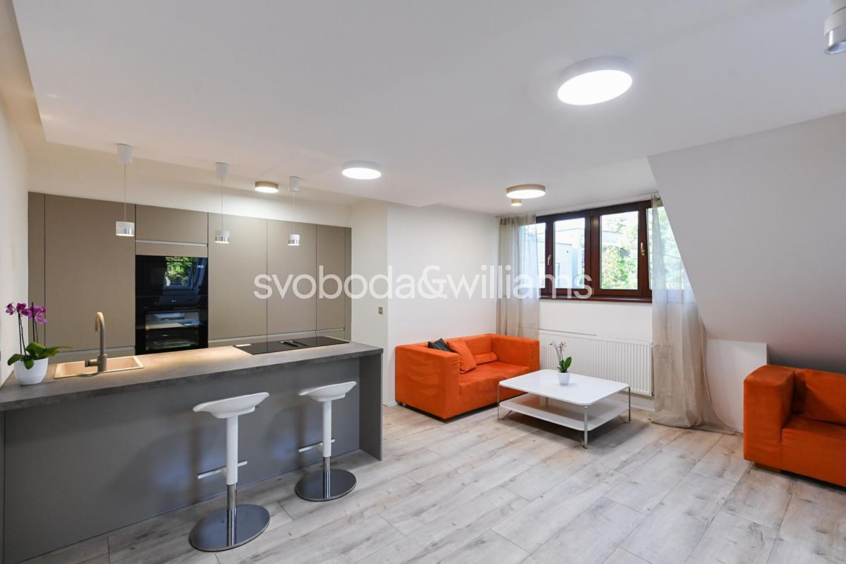 Pronájem bytu 3+kk 88 m²