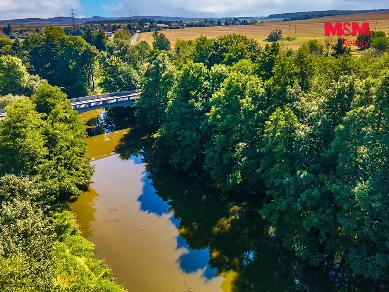 Prodej louky 286 m², Hradec – náhled fotky 2