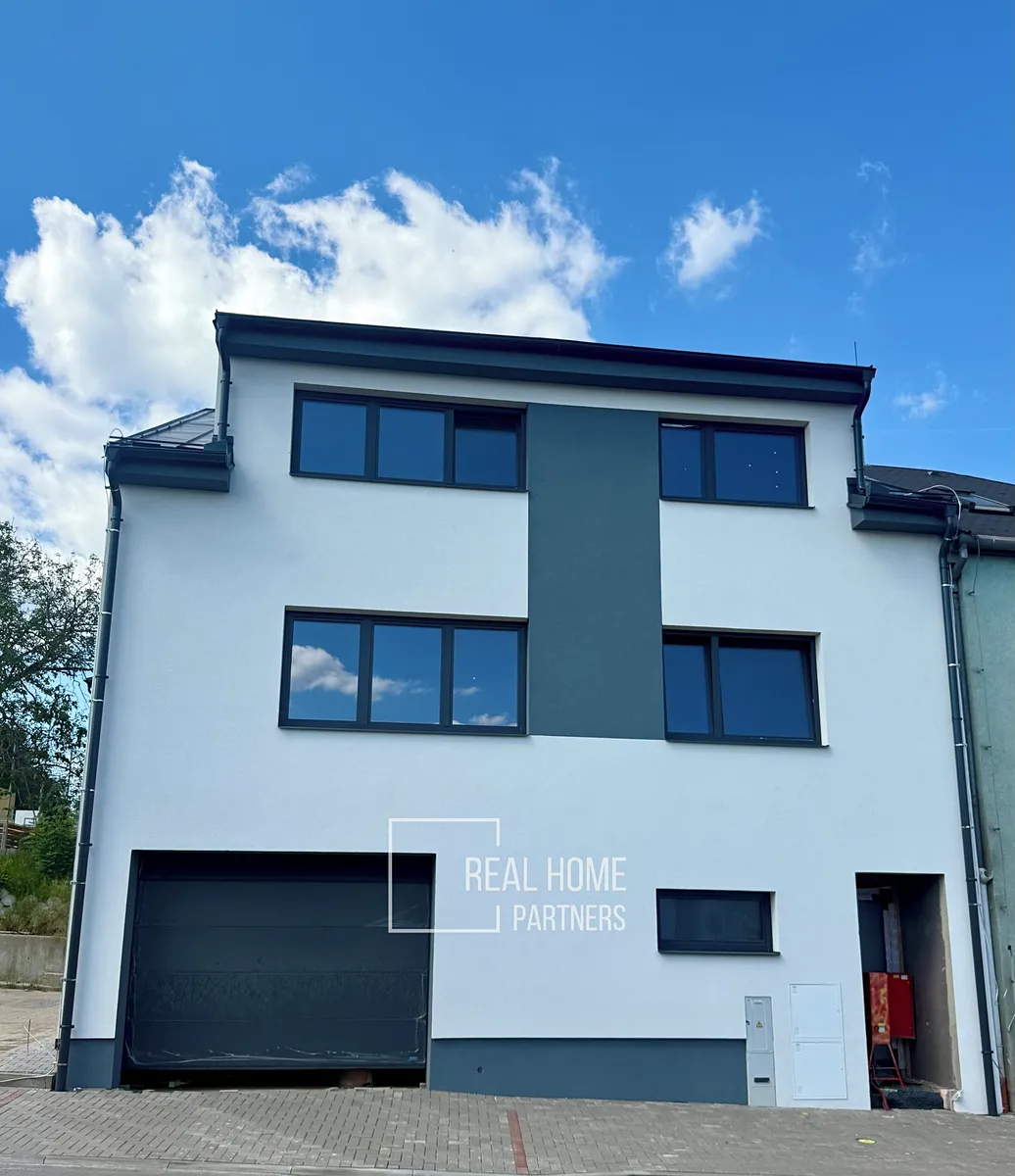 Prodej bytu 4+kk 177 m²