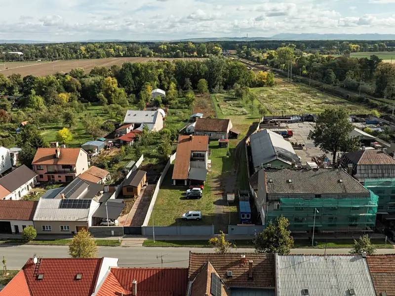 Prodej rodinného domu 384 m², pozemek 17055 m², Kojetín – náhled fotky 3