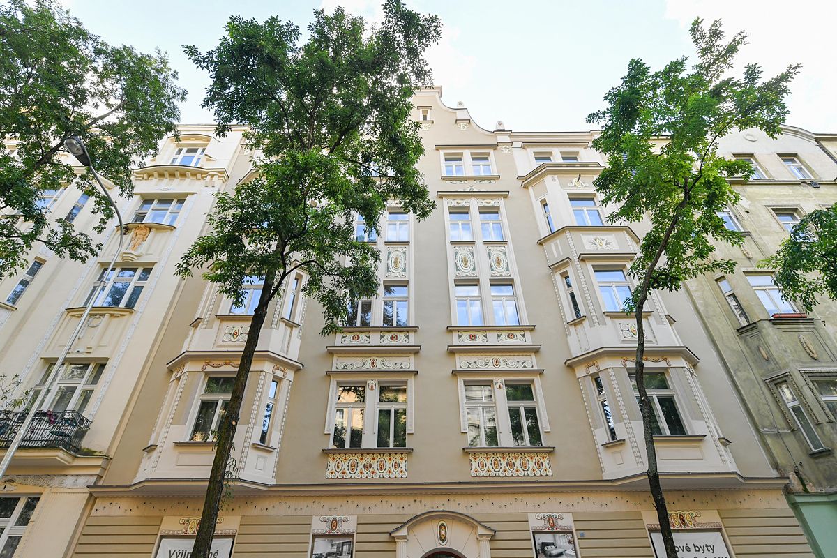 Prodej bytu 2+kk 63 m², Praha – fotka 1 z 3