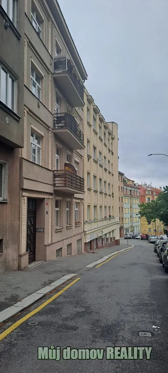 Pronájem bytu 1+kk 32 m²