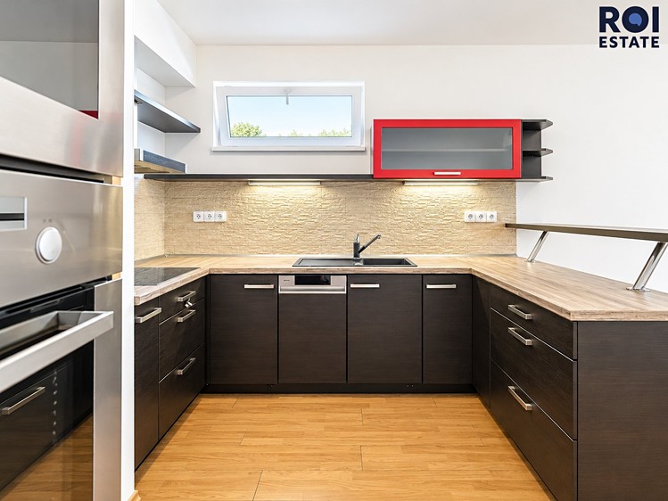 Pronájem bytu 2+kk, 57 m² (7 z 21)