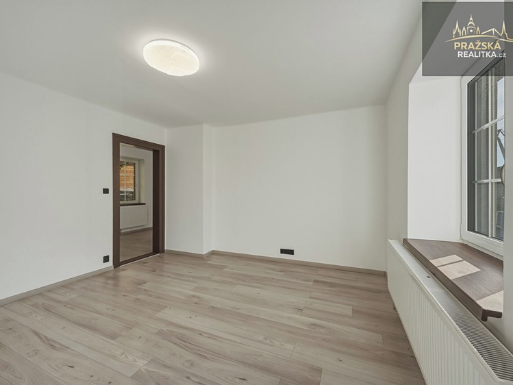 Prodej domu, 93 m² (28 z 42)
