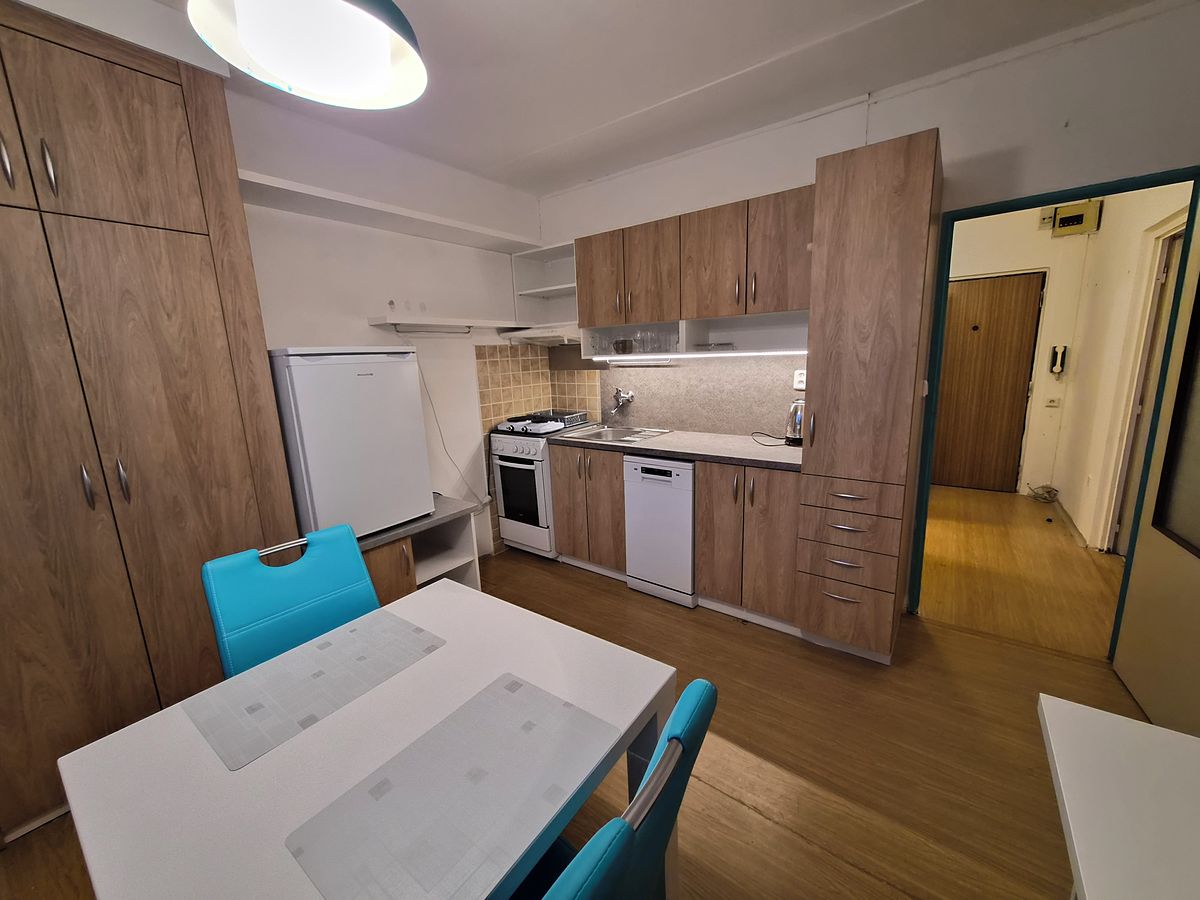 Pronájem bytu 1+1 38 m², Hradec Králové – fotka 1 z 3