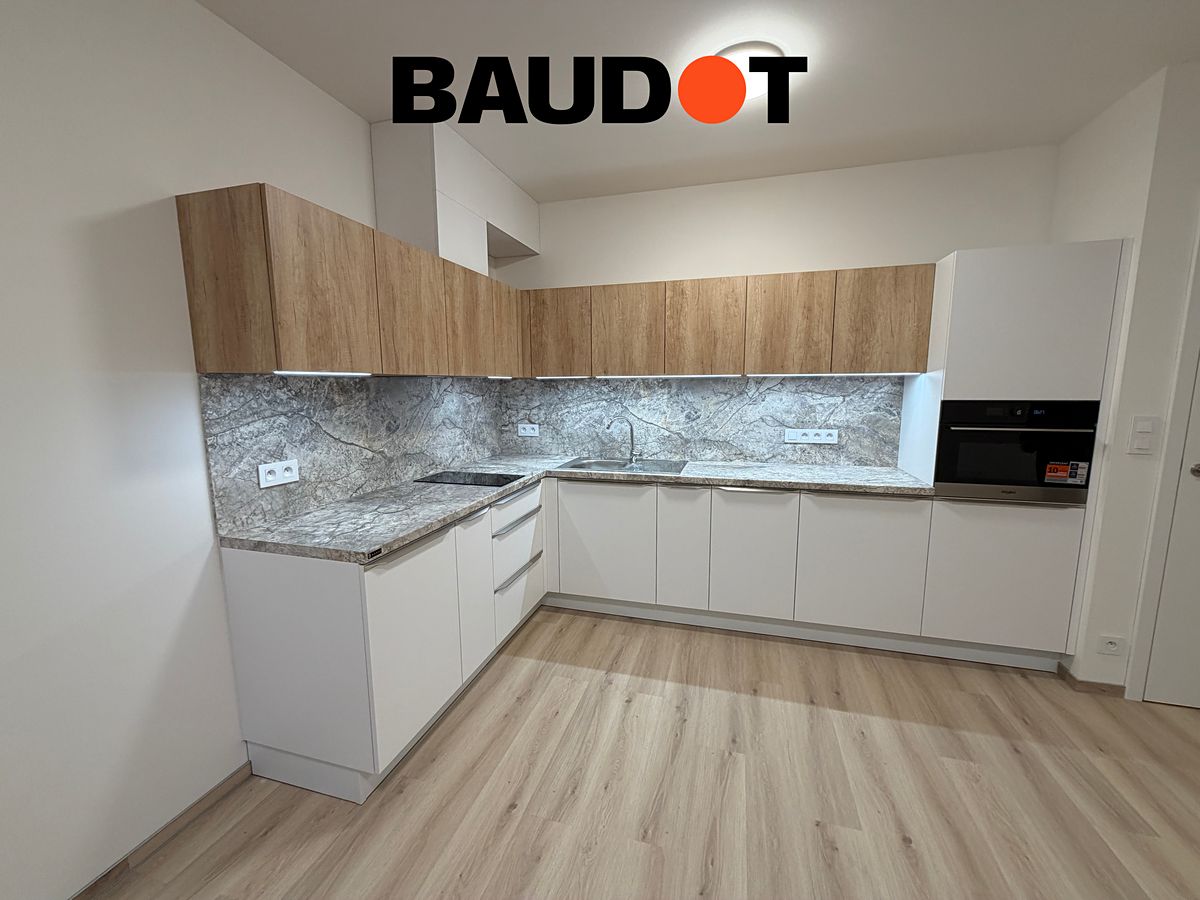 Pronájem bytu 1+kk 35 m² – fotografie 2