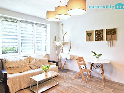Prodej bytu 3+1, 70 m² (2 z 15)