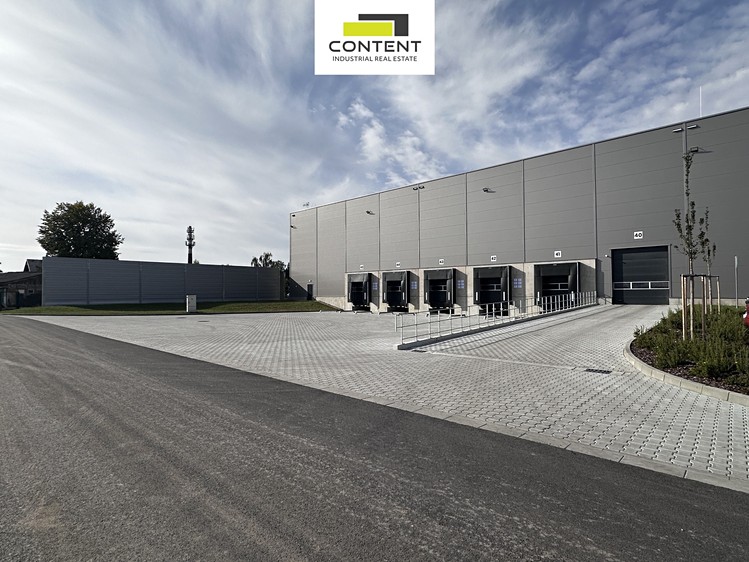Pronájem komerčního prostoru, 4 000 m² (12 z 17)