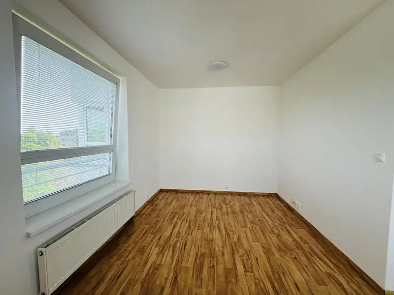 Pronájem bytu 1+1 49 m², Hradec Králové – náhled fotky 3