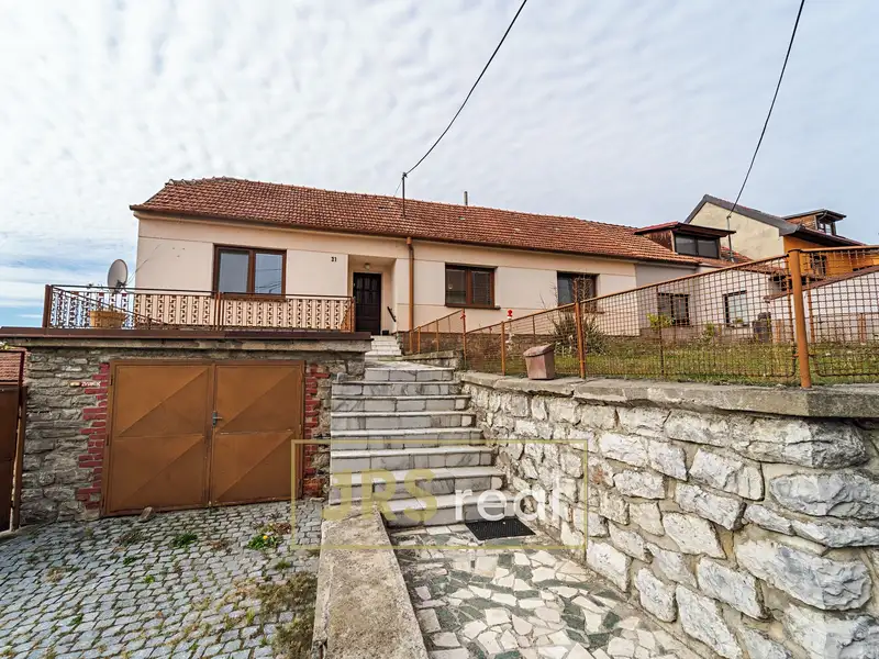 Prodej rodinného domu 190 m², pozemek 345 m², Březina – náhled fotky 1