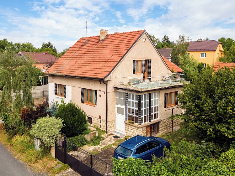 Haus zum Kauf, 160 m² (1 von 25)