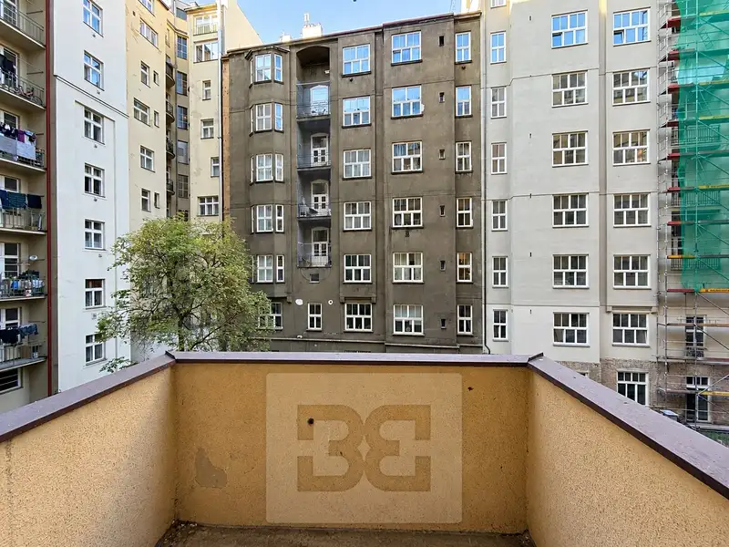 Pronájem bytu 2+kk 50 m², Praha – náhled fotky 3