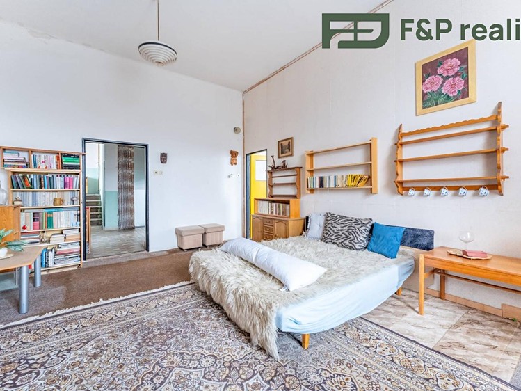 Prodej komerčního prostoru, 300 m² (8 z 20)