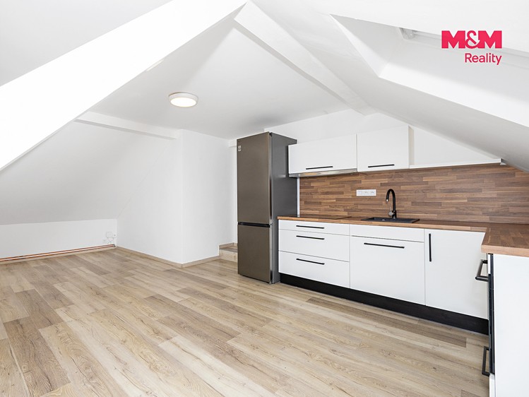 Квартира 3+kk в оренду, 99 м² (2 з 22)