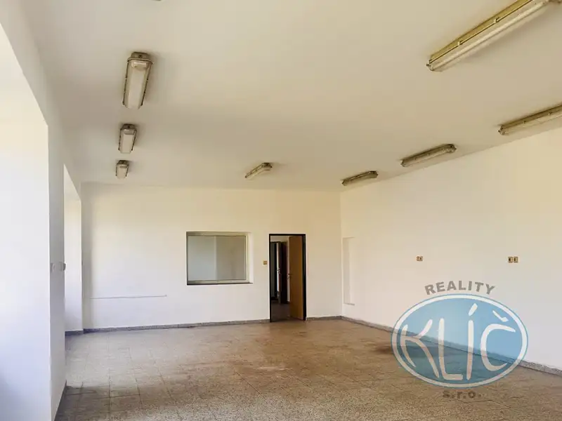 Pronájem výrobní haly, prostoru 114 m², Sezimovo Ústí – náhled fotky 2