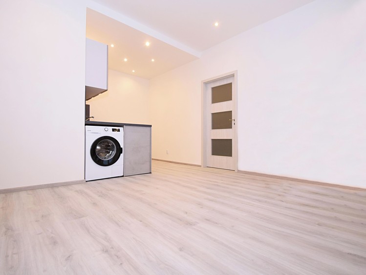 Wohnung 2+kk zur Miete, 47 m² (1 von 9)