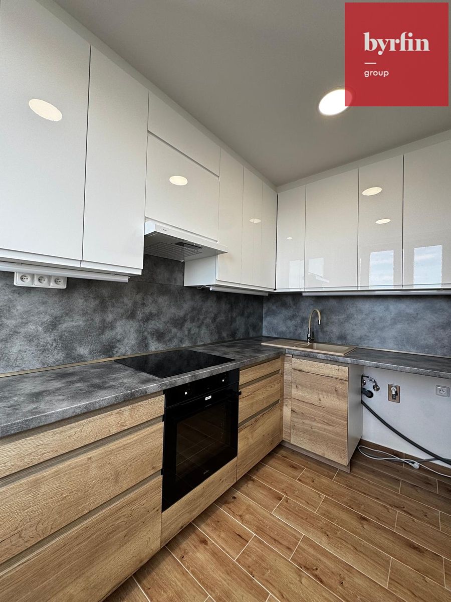 Pronájem bytu 2+1 43 m² – fotografie 5