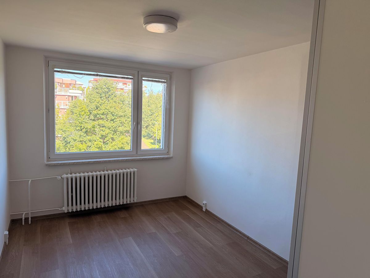 Pronájem bytu 4+kk 100 m² – fotografie 4