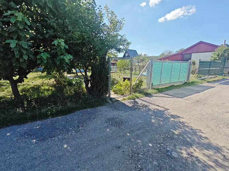 Prodej zahrady 475 m², Holíč – náhled fotky 3