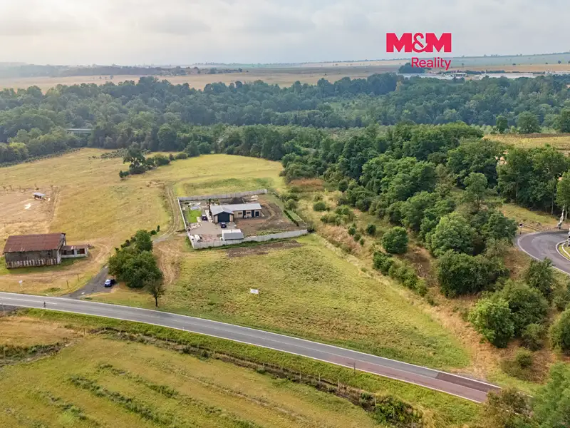 Prodej stavebního pozemku 1095 m², Libočany – náhled fotky 1