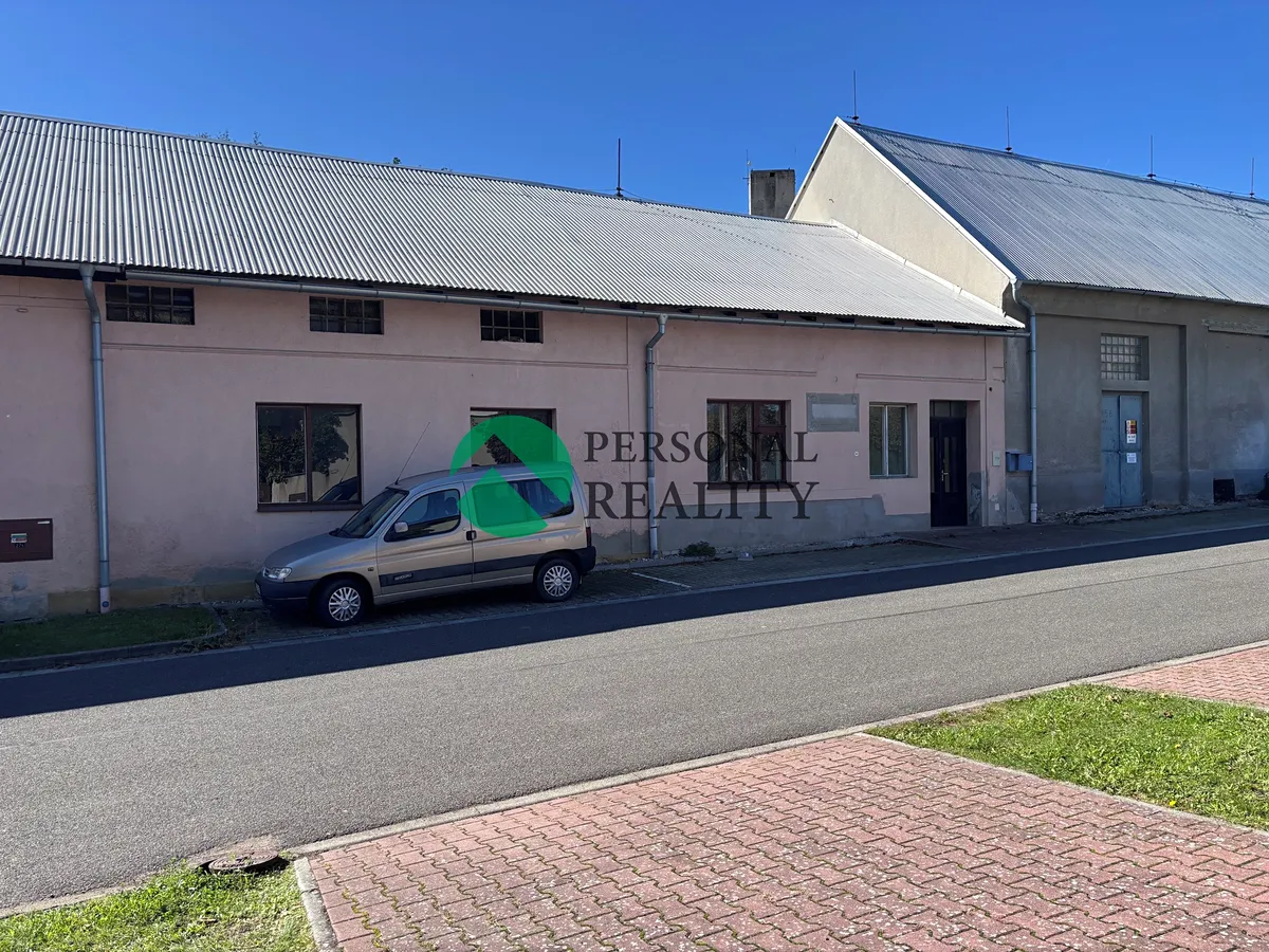 Pronájem skladového prostoru 172 m²