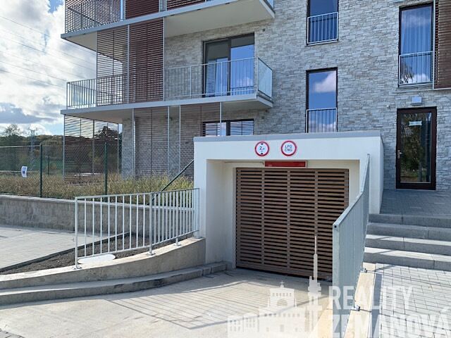 Pronájem bytu 4+kk 93 m²
