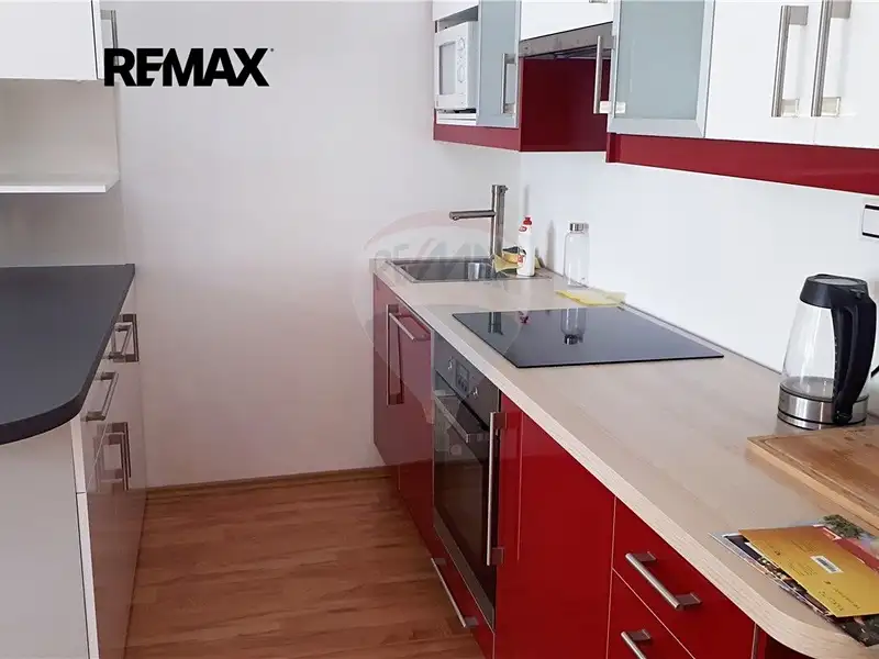 Pronájem bytu 1+kk 43 m², Praha – náhled fotky 2