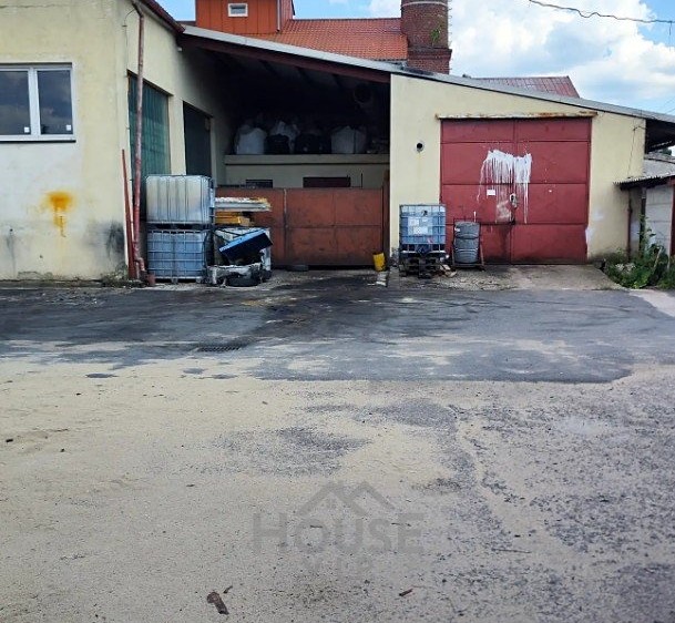 Prodej komerčního prostoru, 1 800 m² (15 z 20)