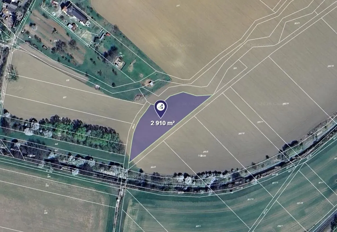 Prodej pole 2910 m²