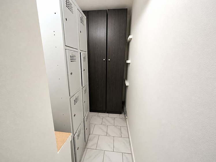 Pronájem komerčního prostoru, 193 m² (19 z 32)