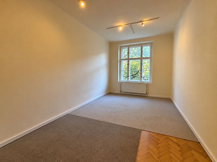 Комерційне приміщення в оренду, 64 м² (1 з 9)
